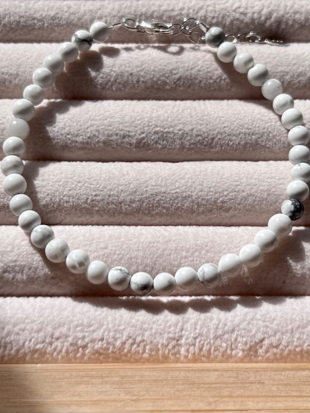 B027 | Genuine Howlite Bracelet
